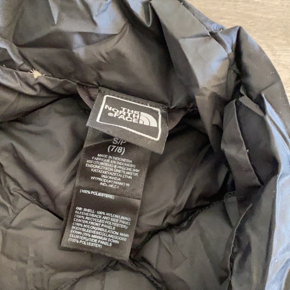 Girls The North Face Aconcagua black puffer down jacket Small 7/8 - Picture 5 of 6